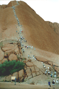 Salita ad Ayers Rock