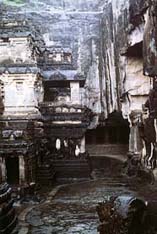 6INellora2.jpg (19974 byte)