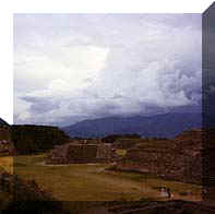 Monte Alban(9382 byte)